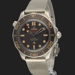 Omega Seamaster Diver 300 M 210.90.42.20.01.001 (2023) - Brown dial 42 mm Titanium case (1/8)