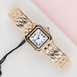 Cartier Panthère WGPN0059 (2025) - Wit wijzerplaat 22mm Geelgoud (1/8)