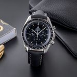 Omega Speedmaster Professional Moonwatch 3872.50.01 (Unknown (random serial)) - Black dial 39 mm Steel case (1/8)