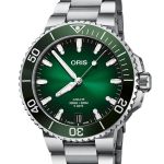 Oris Aquis Date 01 400 7763 4157-07 8 24 09PEB (2023) - Green dial 43 mm Steel case (1/3)
