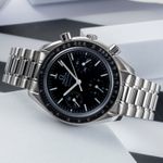 Omega Speedmaster Reduced 3539.50.00 (2009) - Black dial 39 mm Steel case (2/8)