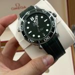 Omega Seamaster Diver 300 M 210.32.42.20.10.001 (2023) - Green dial 42 mm Steel case (8/8)