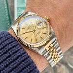 Rolex Datejust 36 16233 (1997) - Gold dial 36 mm Gold/Steel case (4/8)