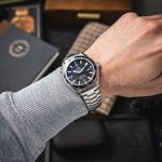 Omega Seamaster Planet Ocean 2201.50.00 (2010) - Black dial 42 mm Steel case (4/8)