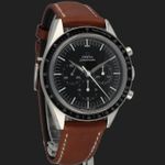 Omega Speedmaster Professional Moonwatch 311.32.40.30.01.001 (2020) - Black dial 40 mm Steel case (4/8)