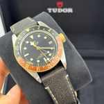 Tudor Black Bay 79833MN - (6/10)