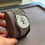 Jaeger-LeCoultre Master Control Q4138130 (2025) - Silver dial 40 mm Steel case (2/3)