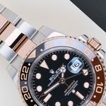 Rolex GMT-Master II 126711CHNR (2020) - Black dial 40 mm Gold/Steel case (3/8)
