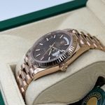 Rolex Day-Date 40 228235 (2024) - Bruin wijzerplaat 40mm Roségoud (5/8)