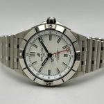 Breitling Chronomat GMT A32398 (2022) - White dial 40 mm Steel case (2/10)