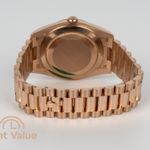 Rolex Day-Date 40 228235 (2022) - 40 mm Rose Gold case (3/7)