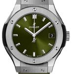 Hublot Classic Fusion Quartz 581.NX.8970.RX (2025) - Green dial 33 mm Titanium case (1/1)