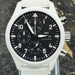 IWC Pilot Chronograph Top Gun IW389105 (2025) - Zwart wijzerplaat 45mm Keramiek (2/8)