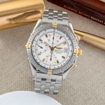 Breitling Chronomat B13352 (2002) - White dial 39 mm Steel case (1/8)