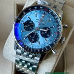 Breitling Navitimer 1 B01 Chronograph AB0138241C1A1 (2026) - Blue dial 43 mm Steel case (3/7)