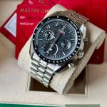 Omega Speedmaster Moonphase 304.30.43.52.01.001 (2025) - Black dial 43 mm Steel case (8/8)