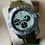 Breitling Avenger AB0147101L1X1 - (1/7)