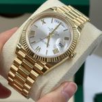 Rolex Day-Date 40 228238 (2024) - Silver dial 40 mm Yellow Gold case (8/8)