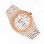 Audemars Piguet Royal Oak Selfwinding 15450SR.OO.1256SR.01 (2021) - Silver dial 37 mm Gold/Steel case (2/8)