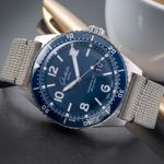 Glashütte Original SeaQ Panorama Date 1-36-13-02-81-34 (Unknown (random serial)) - Blue dial 43 mm Steel case (2/8)