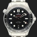 Omega Seamaster Diver 300 M 210.30.42.20.01.001 (2020) - Black dial 42 mm Steel case (3/8)