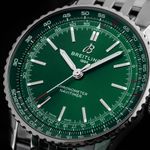 Breitling Navitimer A17329371L1A1 (2025) - Green dial 41 mm Steel case (3/7)