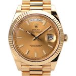Rolex Day-Date 40 228238 (2019) - Champagne dial 40 mm Yellow Gold case (1/8)