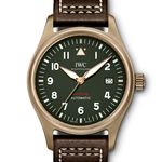 IWC Pilot IW326806 (2024) - Groen wijzerplaat 39mm Brons (1/1)