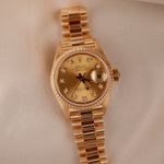 Rolex Lady-Datejust 69178 (1990) - Gold dial 26 mm Yellow Gold case (3/8)