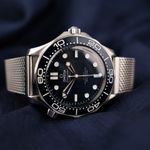 Omega Seamaster Diver 300 M 210.30.42.20.03.002 (2024) - Zwart wijzerplaat 42mm Staal (3/8)