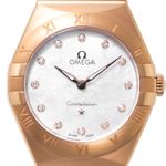Omega Constellation Quartz 131.50.28.60.55.001 (2025) - Pearl dial 28 mm Rose Gold case (2/7)
