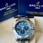 Breitling Avenger AB0147 (2023) - Blue dial 44 mm Steel case (7/7)