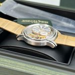 Audemars Piguet Millenary 77247BC.ZZ.A813CR.01 (2024) - Parelmoer wijzerplaat 39mm Witgoud (6/8)