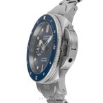 Panerai Luminor Submersible PAM02068 (Unknown (random serial)) - Blue dial 42 mm Steel case (5/8)
