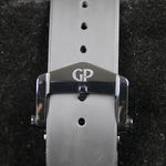Girard-Perregaux Laureato 81010-32-631-FK6A (2023) - Black dial 40 mm Ceramic case (3/8)