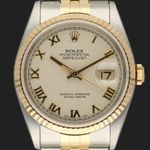 Rolex Datejust 36 16233 (1996) - Beige wijzerplaat 36mm Goud/Staal (2/8)