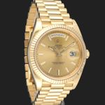 Rolex Day-Date 40 228238 (2021) - Champagne dial 40 mm Yellow Gold case (4/8)