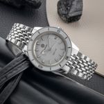 Rado HyperChrome Captain Cook R32500013 (Unknown (random serial)) - Silver dial 37 mm Steel case (2/8)