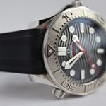 Omega Seamaster Diver 300 M 210.32.42.20.01.002 (2024) - Zwart wijzerplaat 42mm Staal (6/8)