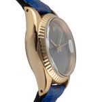 Rolex Lady-Datejust 6917 (1975) - Blue dial 26 mm Yellow Gold case (7/8)