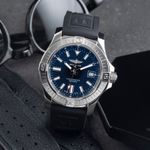 Breitling Avenger A17318101B1X1 (Unknown (random serial)) - Black dial 43 mm Steel case (2/8)