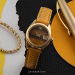Rolex Lady-Datejust 6917 (1975) - Bruin wijzerplaat 26mm Geelgoud (3/8)