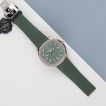 Patek Philippe Aquanaut 5168G-010 (2026) - Green dial 42 mm White Gold case (2/8)