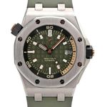 Audemars Piguet Royal Oak Offshore Diver 15720ST.OO.A052CA.01 (2021) - Green dial 42 mm Steel case (1/8)