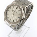 Audemars Piguet Royal Oak Selfwinding 15500ST (2020) - 41 mm Steel case (2/5)
