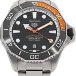 TAG Heuer Aquaracer WBP5A8A.BF0619 (2023) - Black dial 45 mm Titanium case (2/5)