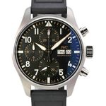 IWC Pilot Chronograph IW388116 (2025) - Black dial 41 mm Steel case (1/8)