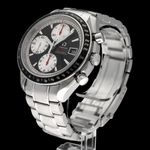 Omega Speedmaster Date 3210.51.00 (2008) - Black dial 40 mm Steel case (5/8)