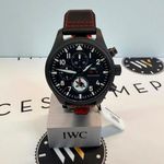 IWC Pilot Chronograph IW389108 (2022) - Black dial 45 mm Ceramic case (3/7)