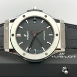 Hublot Classic Fusion 511.NX.1171.LR (2023) - Black dial 45 mm Titanium case (2/6)